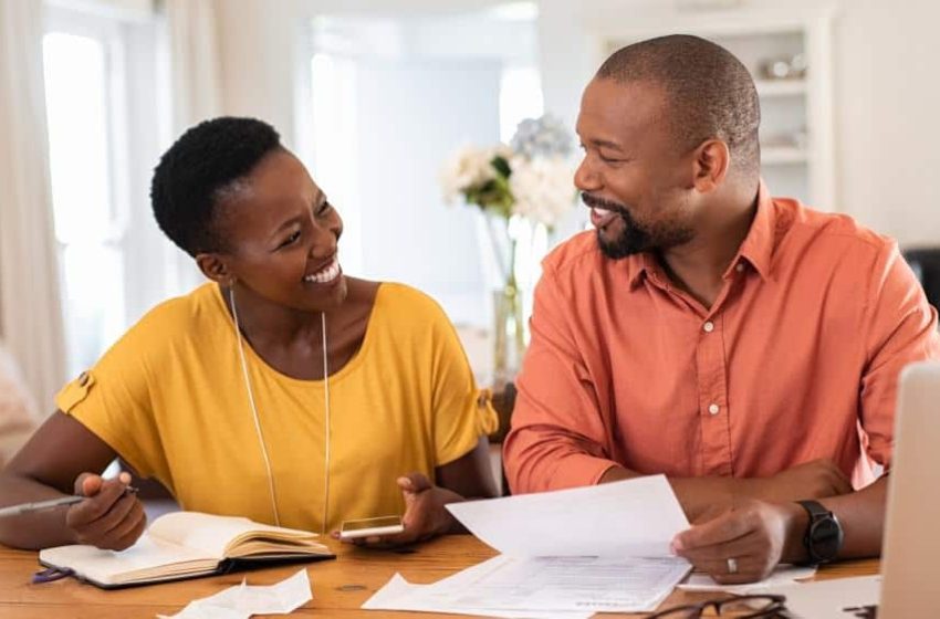  How Couples Should Plan Their Money For Wise Investment