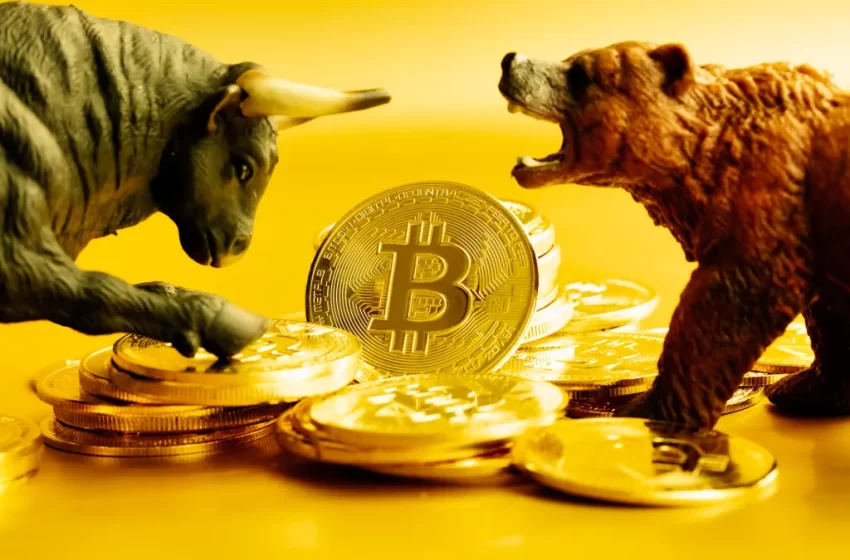  Standard Chartered Envisions Bitcoin Surging to $200,000 Following Potential ETF Green Light