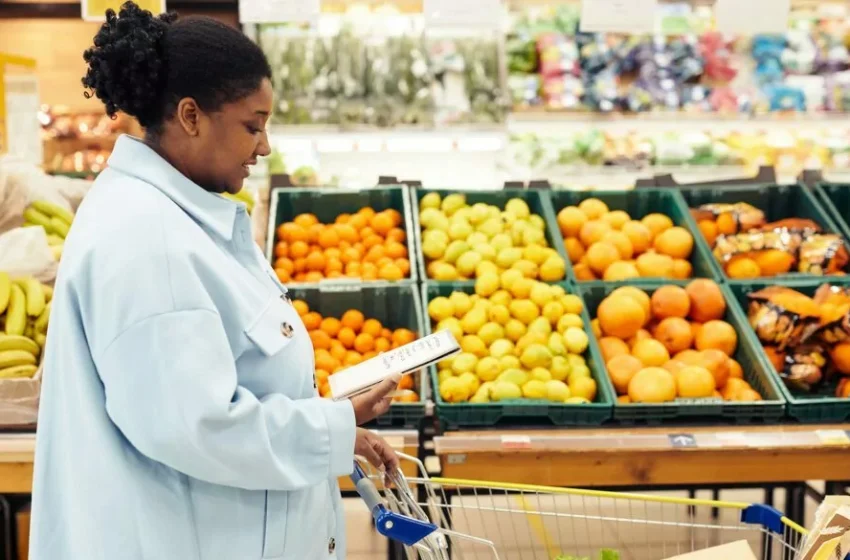  Utaishi Maskini: Buying Groceries From Supermarkets And 7 Other Hidden Small Bills Making You Poorer